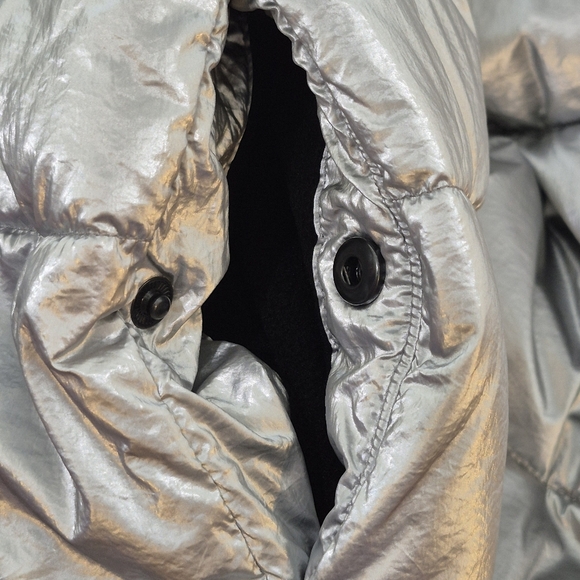 Gap Silver Big Puff Crop Jacket - Size SP - Picture 12 of 16